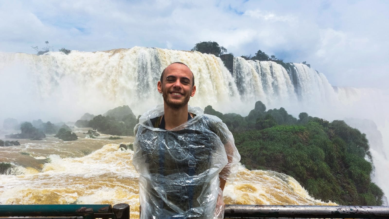 Guia Completo: Cataratas do Iguaçu no Brasil – Descubra o Encanto das Quedas