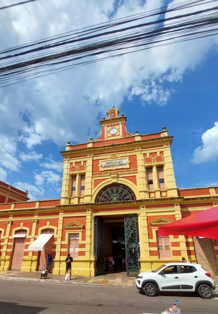 o-que-fazer-em-manaus-mercado-adolphoo-lisboa