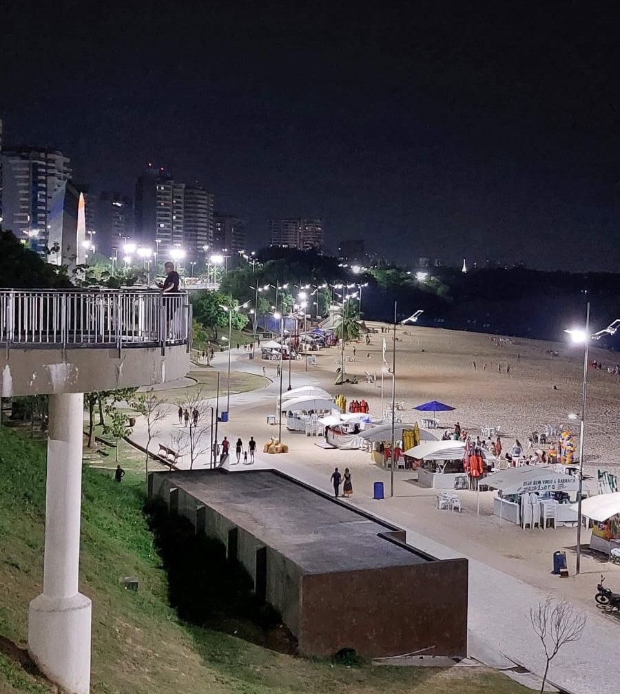 o-que-fazer-em-manaus-praia-da-ponta-negra